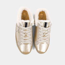 Load image into Gallery viewer, PINAH SNEAKER- GOLDEN