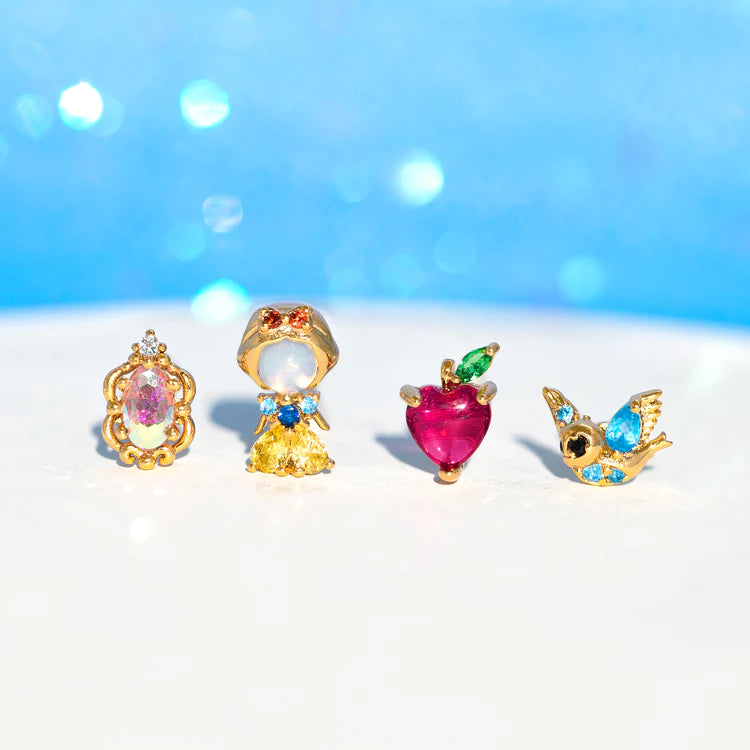 SNOW WHITE EARRING SET