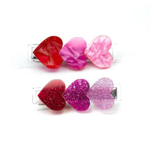 Load image into Gallery viewer, GLITTER HEARTS ALLIGATOR CLIPS