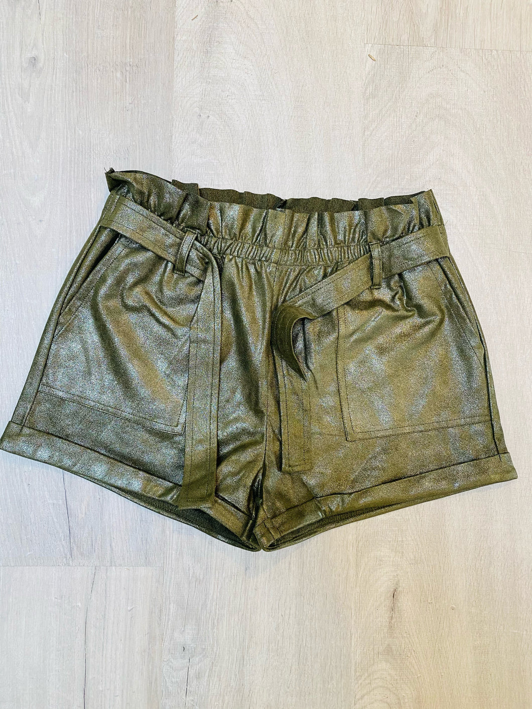 OLIVE SAFARI SHORTS