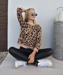 FUZZY LEOPARD SWEATER